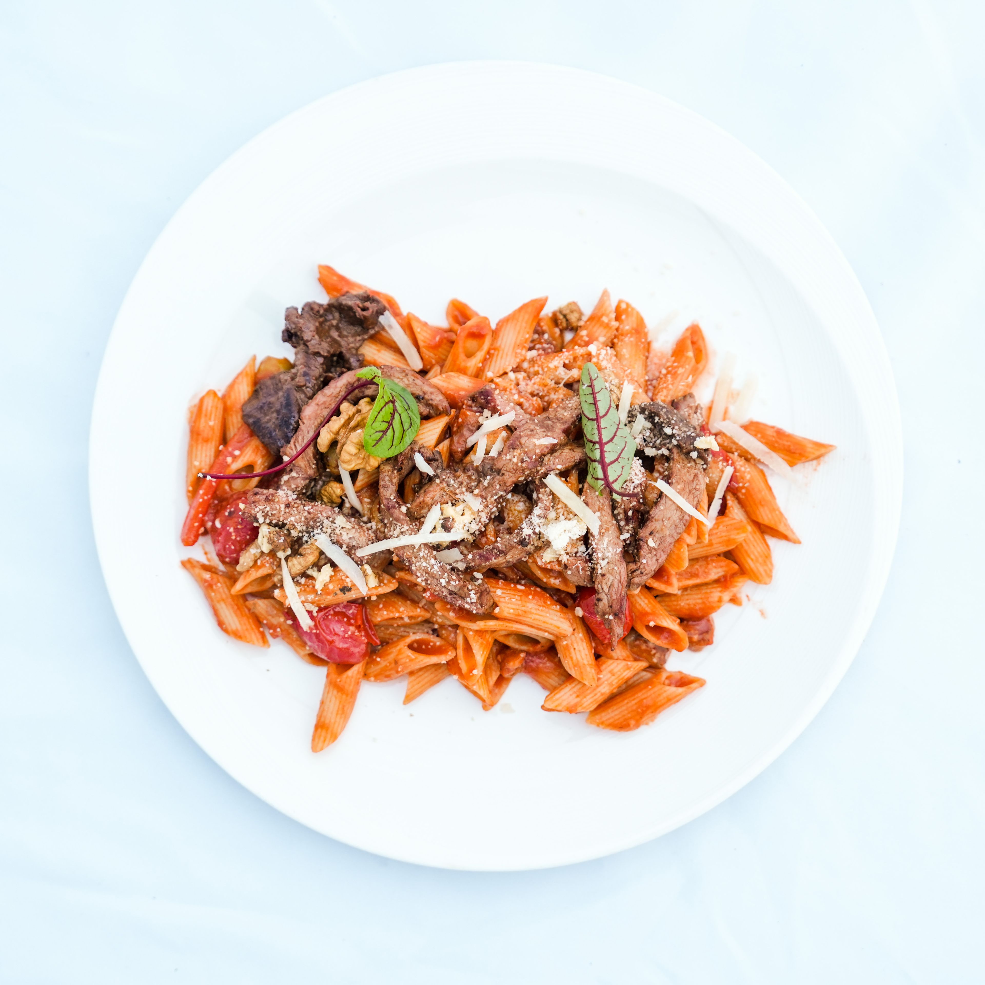 پنه اربیاتا با بیف