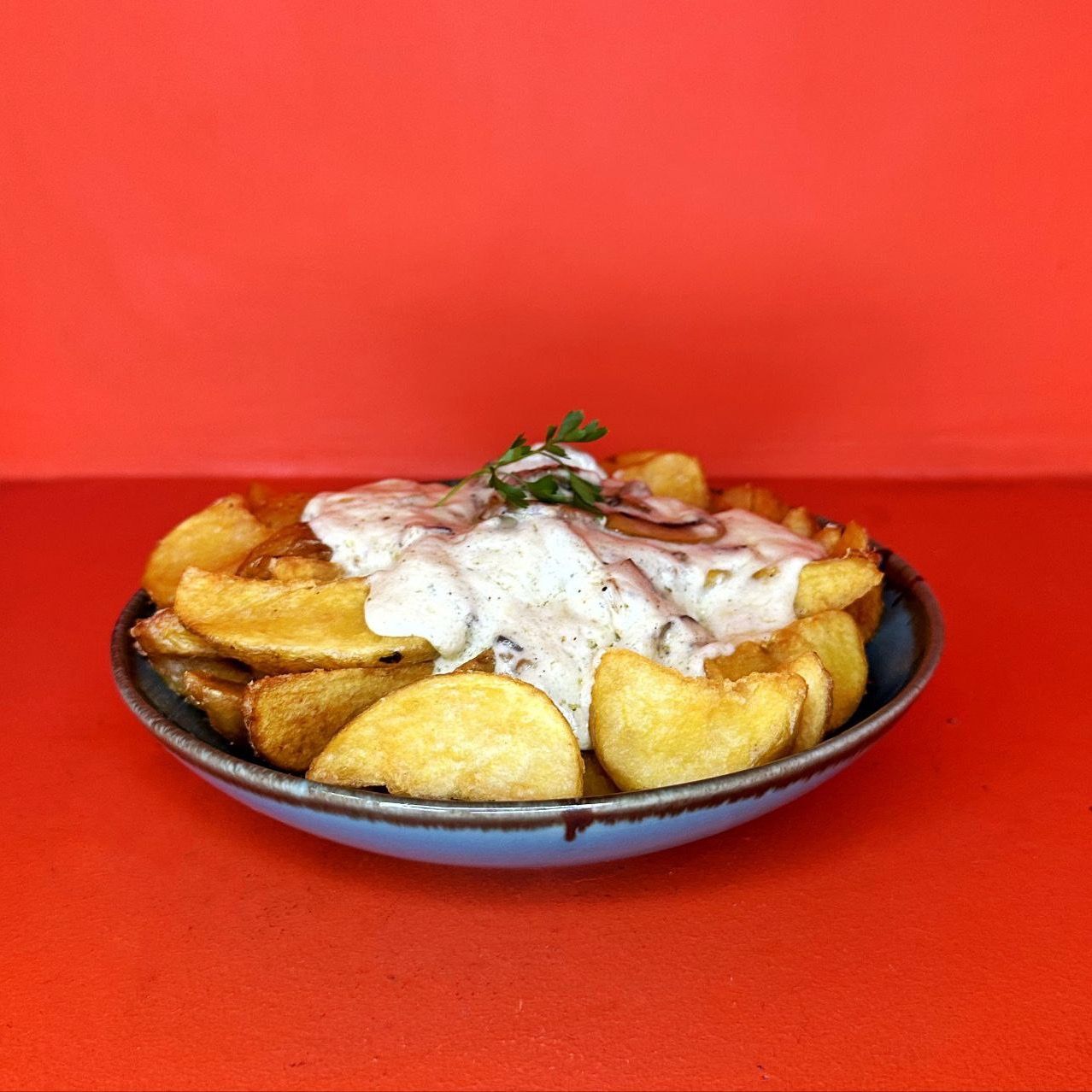 سیب زمینی با سس قارچ