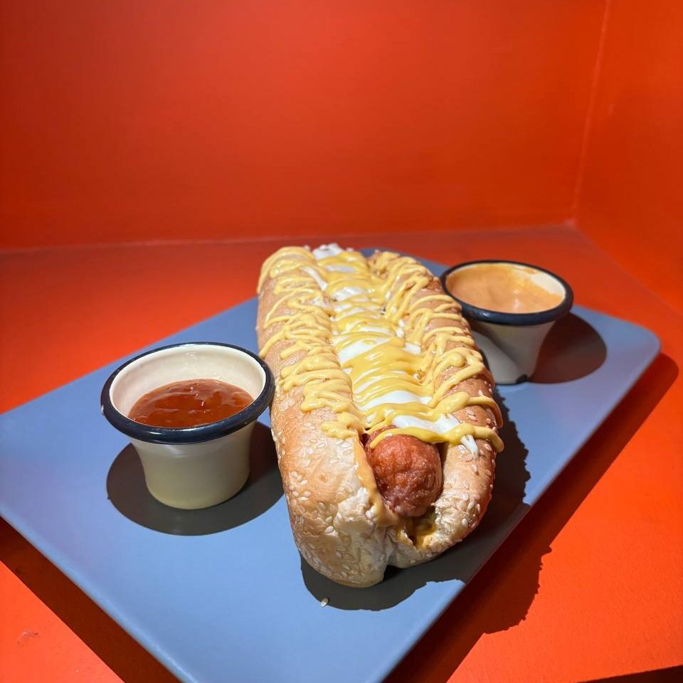 ساندویچ هات داگ