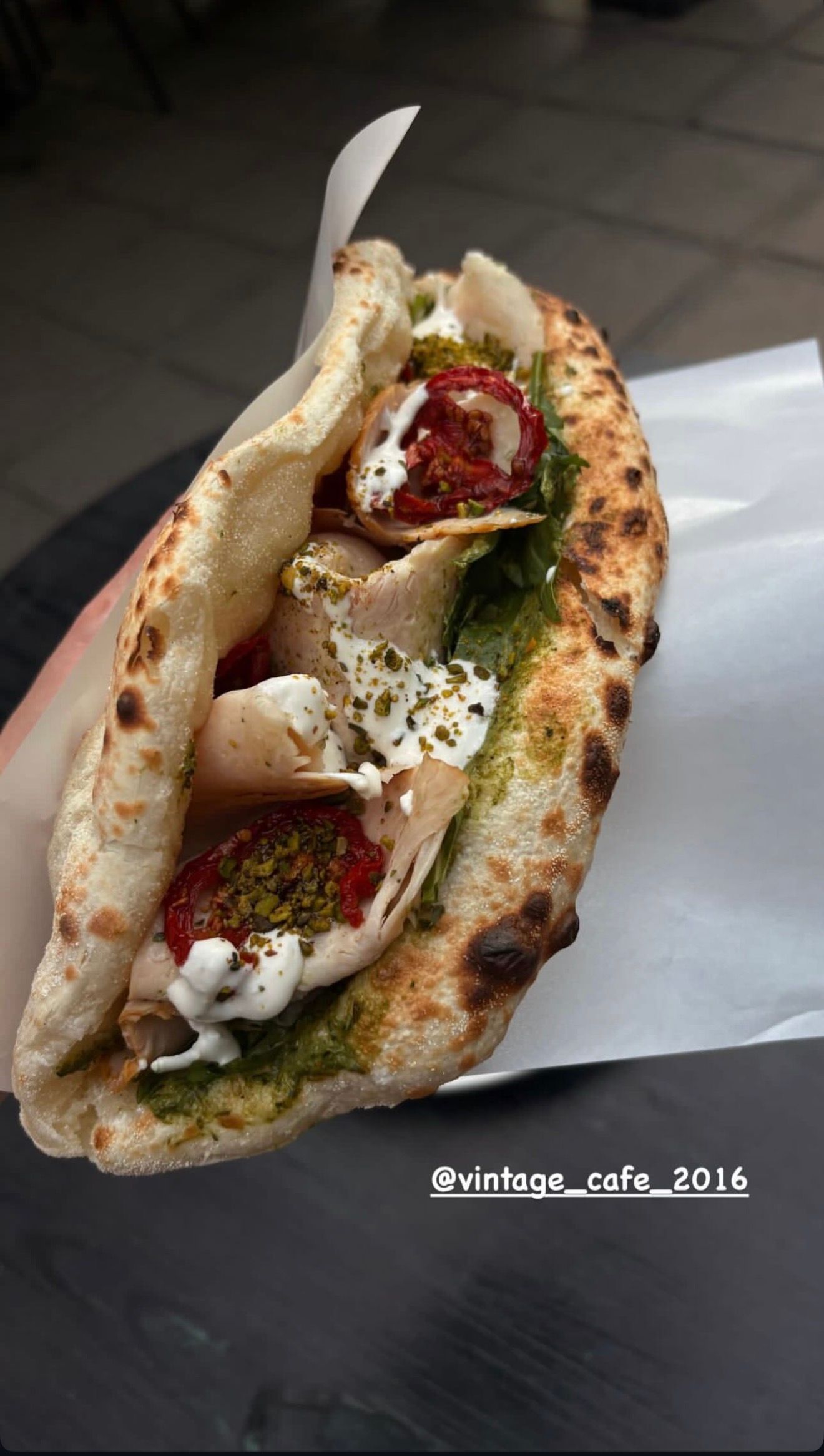 پنوتزو بوقلمون پستو