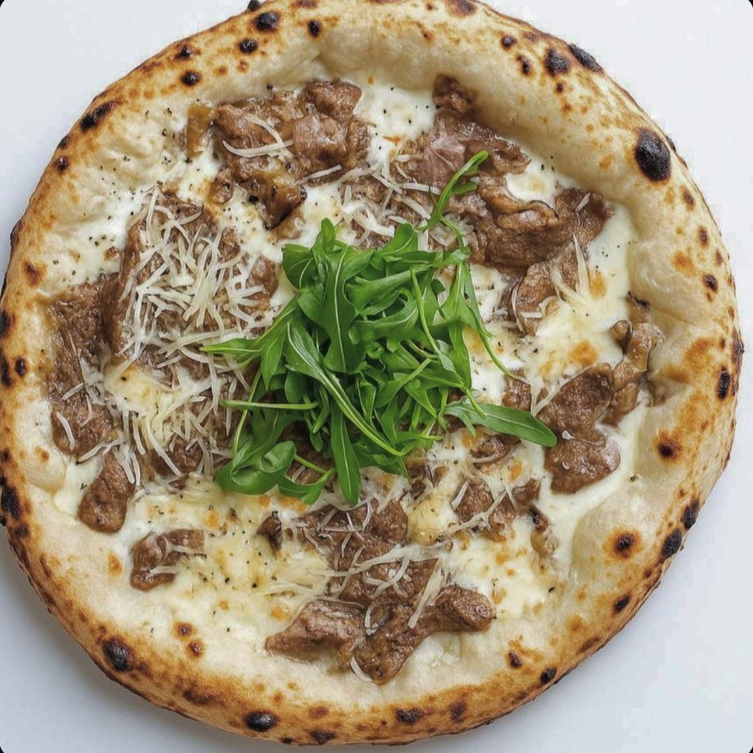 پیتزا بیف بیانکا